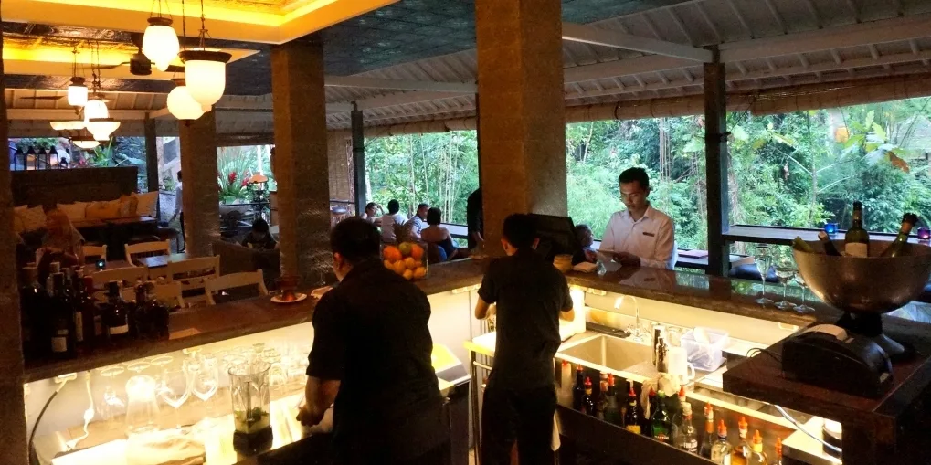 Bridges Wine and Cocktail Bar