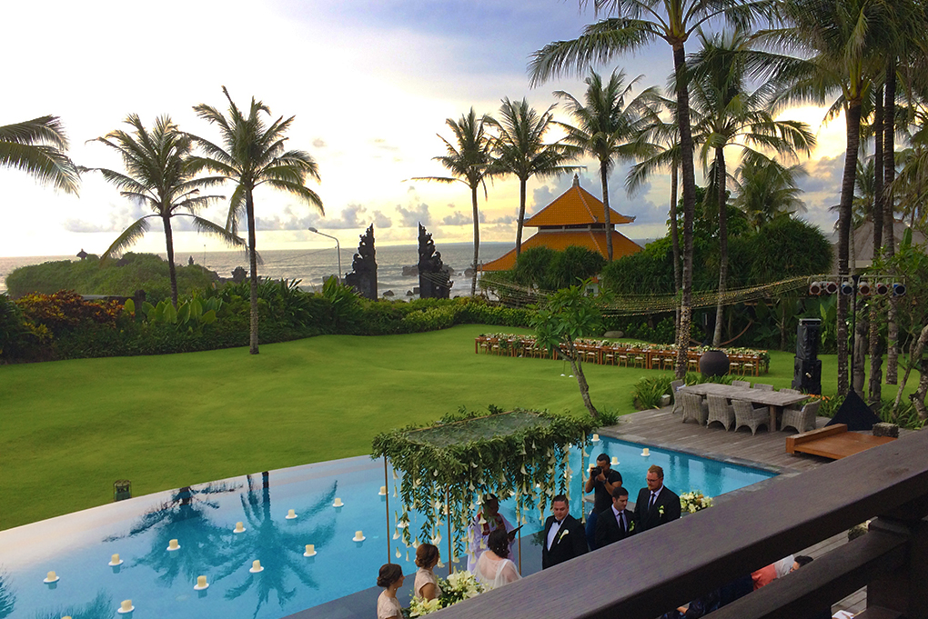 Villa Semarapura beachfront wedding
