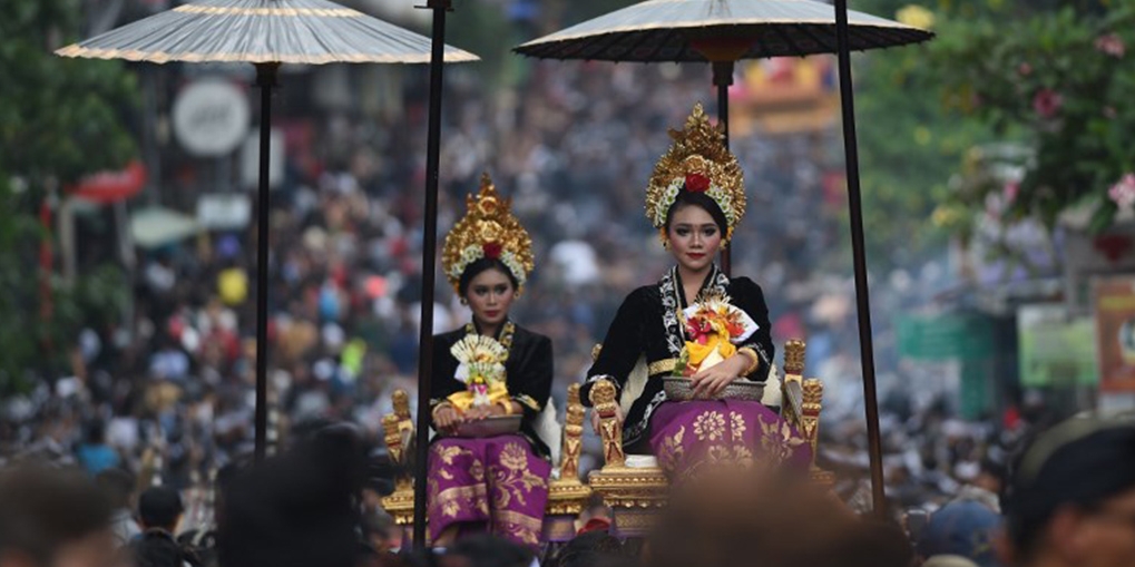 Royal Cremation Ubud Bali photo by Sonny Tumbelaka AFP