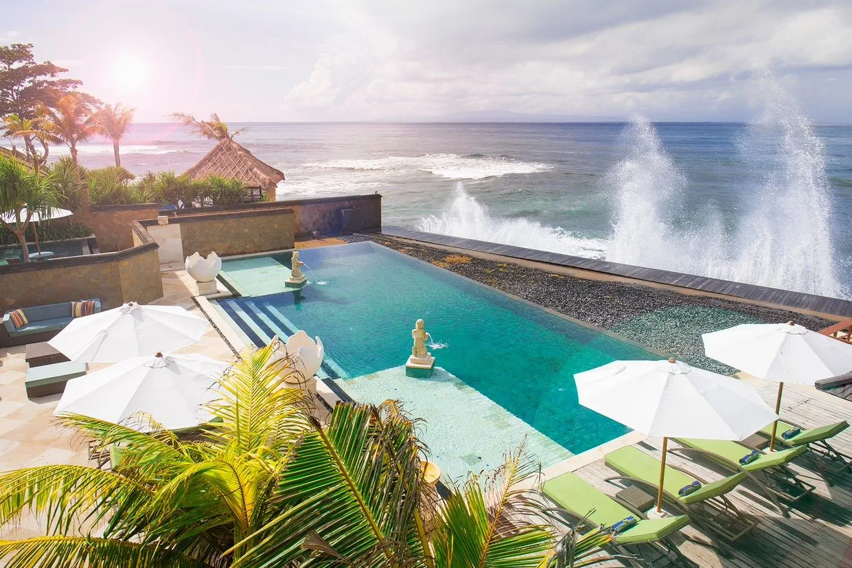 A seaside pool at Bayu Gita