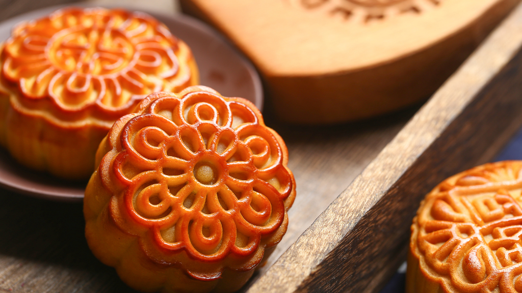 Here Are This Year's Best Luxurious Mooncakes for Mid-Autumn Festival